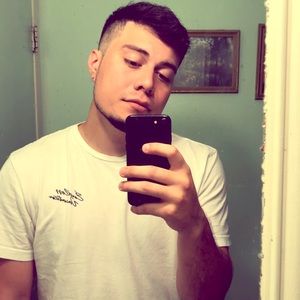 Meet your Posher, Adrian